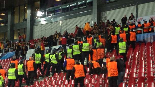 Galatasaray'ın Kopenhag ile Danimarka'da oynadığı mücadele sonrası tutuklanan 3 Galatasaray taraftarı serbest bırakıldı.