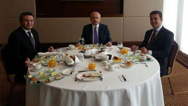 CHP Genel Başkan Kılıçdaroğlu, Sarıgül ve Salıcı ile Marriot Otel'de kahvaltı etti.