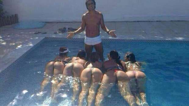 Beşiktaş ile anlaşmaya varamayan Ronaldinho'nun üç gün üç gece düzenlediği aralıksız partinin yeni fotoğrafları yayınlandı.