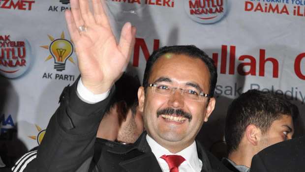 Uşak'taki gayri resmi sonuçlara göre Belediye Başkanlığını AK Partili Nurullah Cahan kazandı.