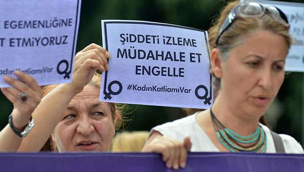 İsveç'te yeni cezai önlemlere rağmen kadına yönelik şiddetin arttığı ortaya çıktı.