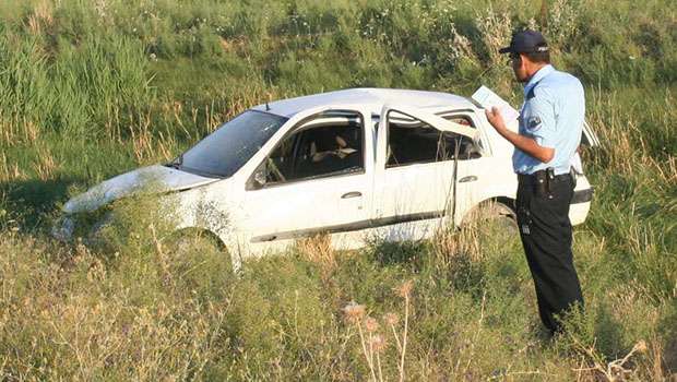 Konya'nın Kulu ilçesinde otomobilin devrilmesi sonucu 6 kişi yaralandı.