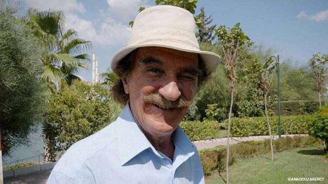 Türk sinemasının ünlü isimlerinden Yılmaz Köksal, 76 yaşında vefat etti.