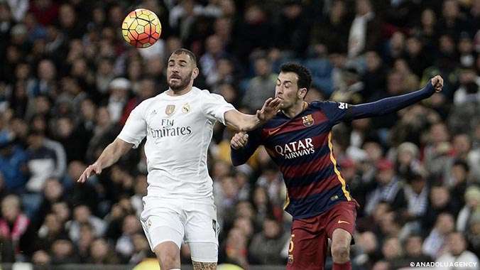 Olympique Lyon'da oynayan Mathieu Valbuena'ya şantaj yaptığı suçlamasıyla hakkında soruşturma başlatılan Real Madrid'in Fransız milli futbolcusu Karim Benzema, uzun süredir sürdürdüğü sessizliğini bozdu ve "suçsuz olduğunu" savundu.