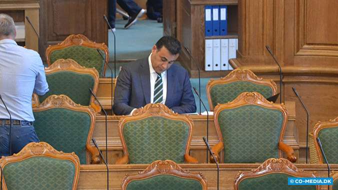 naser_khader.jpg