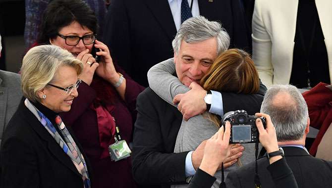 AP, seçim, Antonio Tajani
