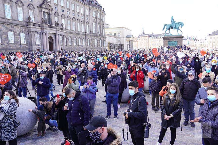 Danimarka’da Suriyeli mültecilerin geri gönderilmesi protesto edildi