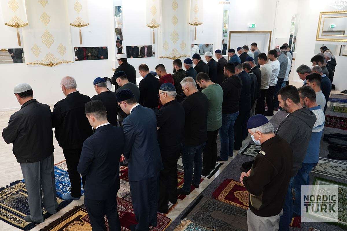 Danimarka için bayram namazı saatleri belli oldu (2022)