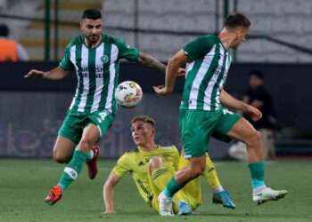UEFA Avrupa Konferans Ligi: Başakşehir ve Konyaspor tur atladı