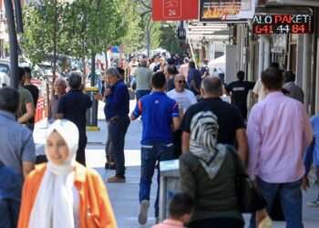 Gurbetçiler “Kuluforniya”nın nüfusunu her yaz üçe katlıyor