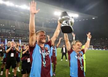Trabzonspor, UEFA Şampiyonlar Ligi play-off turunda Kopenhag ile karşılaşacak