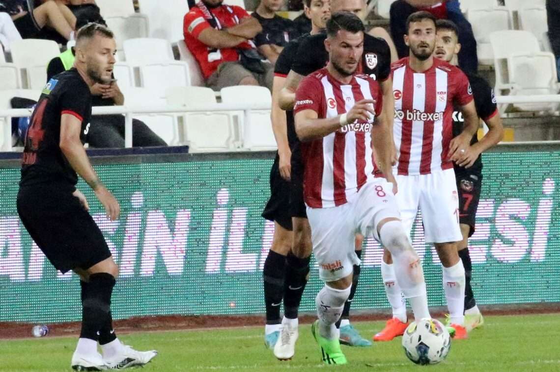 Malmö-Sivasspor maçını İskoç hakem Collum yönetecek