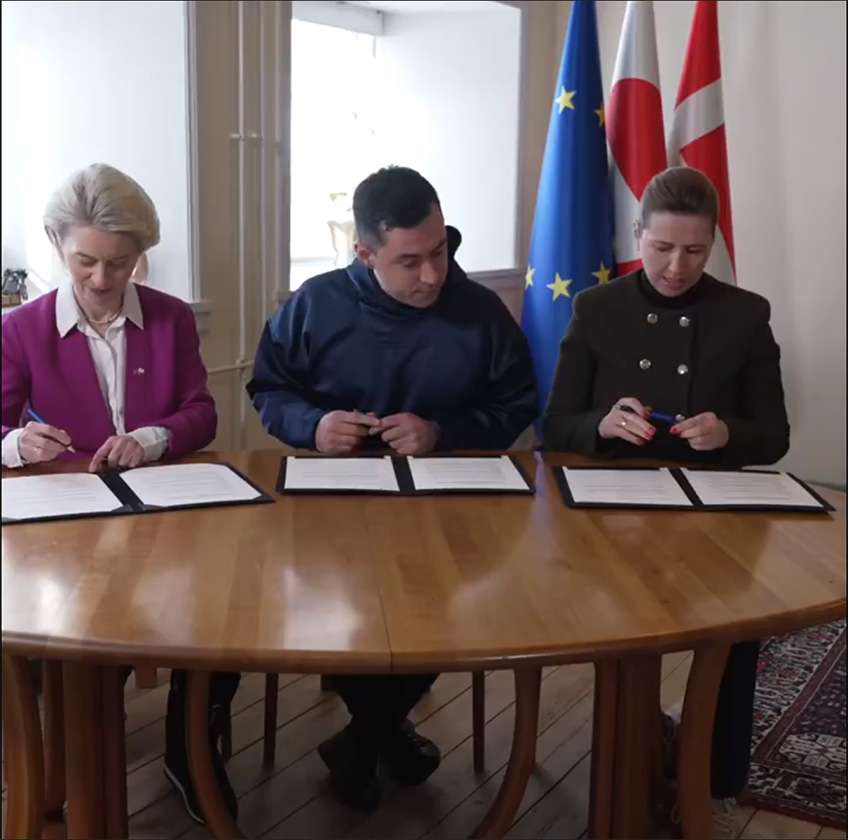 Grönland ile AB arasında işbirliği anlaşması imzalandı