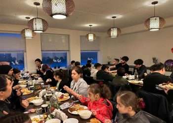 Odense Selimiye Camii’nde öğrencilere yönelik iftar