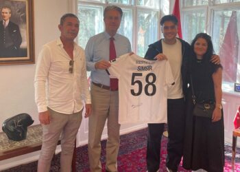Midtjyllandli Şimşir’den Kopenhag Büyükelçiliği’ne ziyaret